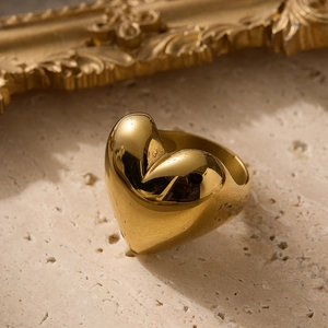 Minimalist large heart ring in 18K gold plated stainless steel with polished finish
