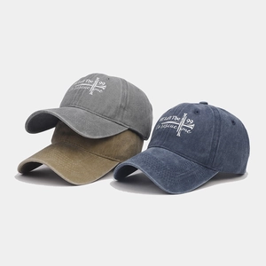 Modische Baseballkappen aus gewaschener Baumwolle in Grau, Marineblau und Khaki