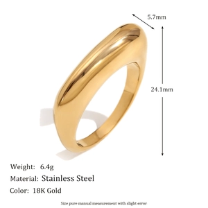Minimalist rectangular ring in 18K gold plated stainless steel with dimension markings