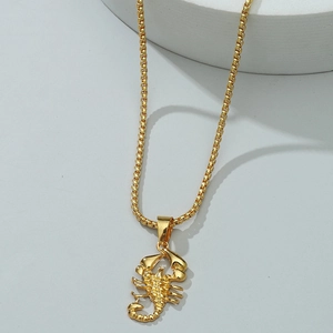 Hip hop gold scorpion pendant necklace with thick box chain for men and women fashion