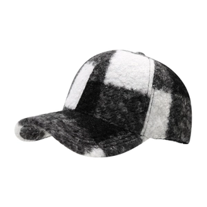 Casquette de baseball classique à damier noir et blanc en polaire sherpa chaude
