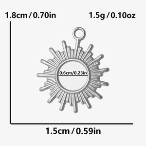 Detailed size chart for stainless steel sun pendant showing 1.8cm length and weight