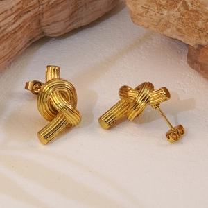 Modern 18K gold plated stainless steel knot earrings with ribbed texture for women