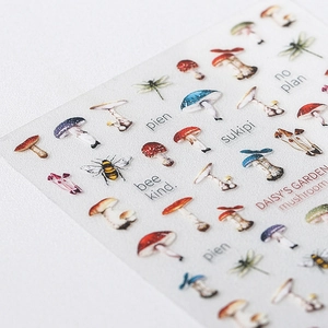 Autocollants Pour Ongles 5D Stéréoscopiques Transparents Adhésifs Champignon Abeille Papillon Jardin Manucure DIY