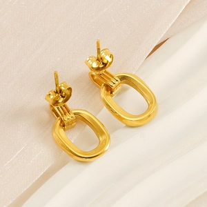 Minimalist double oval hoop earrings in golden stainless steel with mirror finish