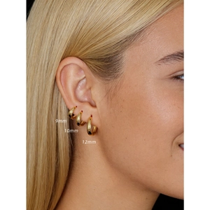 Three sizes of 9k gold plated S925 sterling silver hoop earrings on a female model