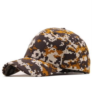 Digital camouflage baseball cap with six-panel structure and curved brim for outdoor sports