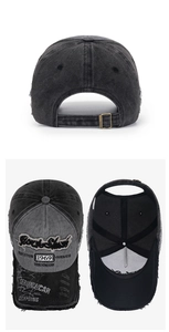 Détails de la broderie Rock Shark et bords effilochés sur une casquette denim vintage