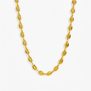 Hip hop style gold-plated pig nose coffee bean link chain necklace on white background