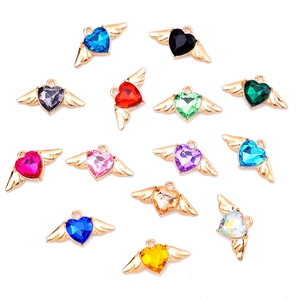 Pendentifs ailes de cœur en cristal coloré avec cadres en métal pour la création de bijoux