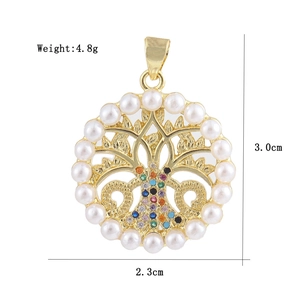 Detailed size and weight view of 18K gold-plated Tree of Life pendant with pearls