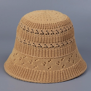 Detailed knit texture and hollow pattern of this khaki breathable summer sun hat