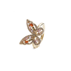 Bague papillon dorée avec des pierres en zircone colorées et des accents de cristal