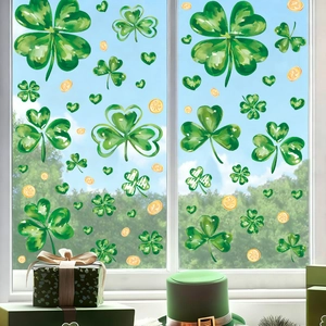 Stickers de fenêtre St. Patrick avec trèfles verts et pièces d'or sur verre
