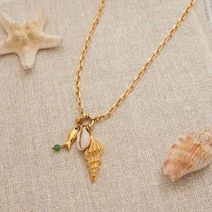 Collier en acier inoxydable doré avec pendentifs coquillage, poisson et escargot