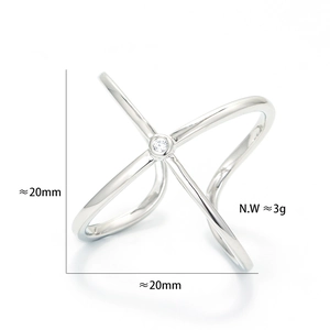 Crossed silver ring detail showing 20mm dimensions and 3g weight on white background