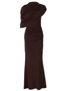 Chic robe longue moulante marron foncé à une épaule avec un ourlet asymétrique