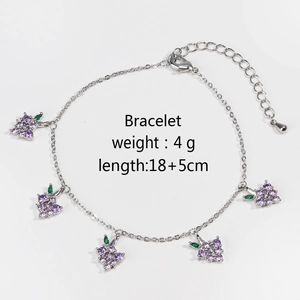 Detail of grape-shaped bracelet with purple cubic zirconia and 18+5cm adjustable chain