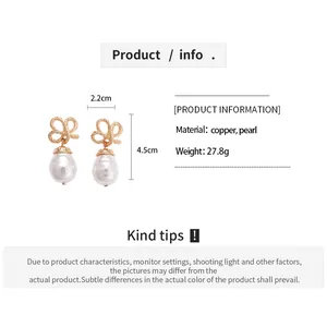 Detailed sizing chart for pearl flower earrings with dimensions and material specs