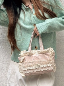 Lace-Canvas-Einkaufstasche mit floralem Muster und eleganten Rüschenverzierung