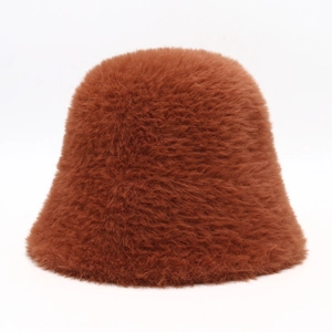 Cappello bucket invernale in pelliccia sintetica marrone scuro con texture soffice
