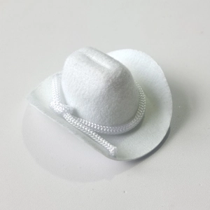 Detail view of 8cm white felt mini cowboy hat with decorative rope for party dolls