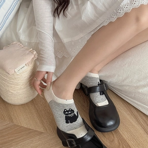 Women's summer low cut cotton socks with cute cat pattern and non-slip silicone heel