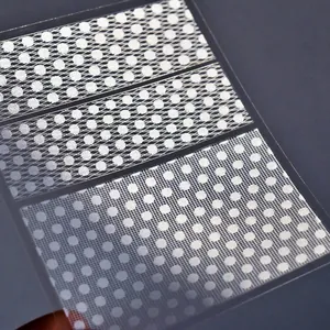 Weiße Nagelsticker Spitze to-306 dünn und robust mit Gitter- und Punktmuster-Design