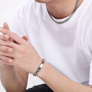Ensemble collier et bracelet à mailles cubaines en acier inoxydable argenté poli