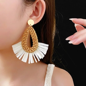 Bohemian fan-shaped raffia earrings with golden studs and white fringes for women