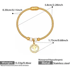 Größenangaben des goldenen Edelstahl-Magnetarmbands mit Zirkonia-Kreuzanhänger im Detail