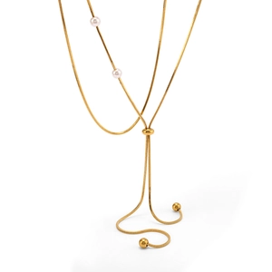 Adjustable 18K gold snake chain necklace with round pearl pendants on a white background