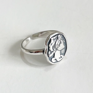 Minimalist 925 sterling silver open ring with vintage oval portrait relief