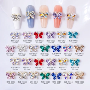 Fonkelende vlinder nagelkunst steentjes in diverse kleuren met een legering basis