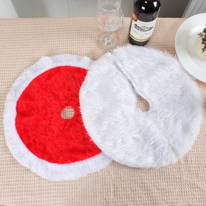 Red and white plush Christmas tree skirt set for holiday home floor decorations