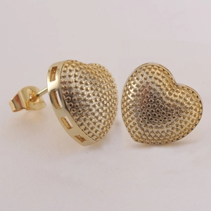 Elegant 18k gold-plated heart stud earrings with caviar texture and hollowed-out side details