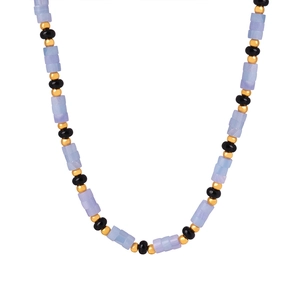 Collier fait main avec perles d'or 18 carats, pierres naturelles et agate noire