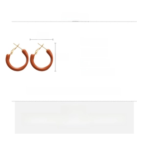 Detail specifications of C-shaped caramel enamel hoop earrings with measurements and materials