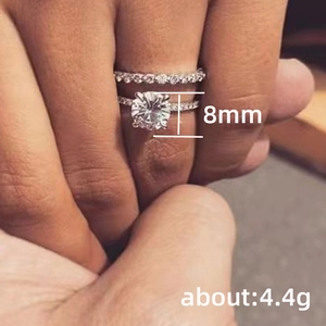 Ensemble de bagues empilables argentées avec solitaire de 8mm et anneau serti de diamants