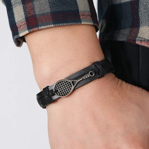 Bracelet multicouche en cuir noir fait main avec pendentif raquette de tennis pour homme