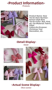 Dettaglio di fiocchi in tessuto imbottito per l'albero di Natale in rosso, rosa e quadri