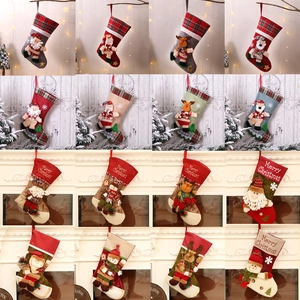 Set de chaussettes de Noël avec motifs 3D Père Noël et Renne pour décoration murale festive
