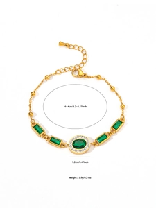 Detailed view of emerald green zircon bracelet with measurements 16+4cm and 5.9g weight