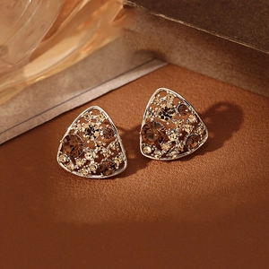 Vintage hollow triangle earrings with amber champagne crystals and silver needle base