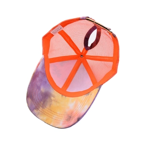 Tie-Dye-Pferdeschwanz-Baseballkappe mit orangefarbenem Netz und Baumwoll-Polyester-Mix