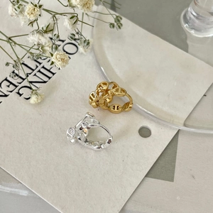 Minimalist 925 sterling silver chain link stud earrings in gold and silver finish