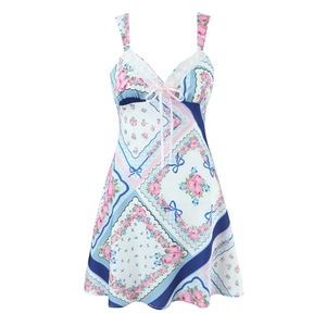 Robe Courte Florale Satin Fines Bretelles Col En V Bordure Dentelle Noeud Sexy Été Sans Manches Coupe Slim Pour Femmes