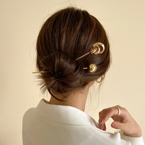 Minimalist Geometric Metal Hair Sticks For Women Alloy Ring Ball Design Elegant Hair Bun Fork Modern Hair Accessories