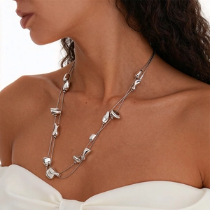 Chic silver layered necklace with irregular geometric liquid metal square pendants