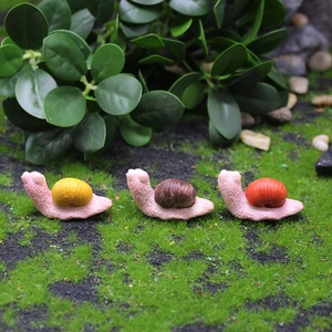 Set of 3 miniature resin snail figurines for succulent garden decor and micro landscapes